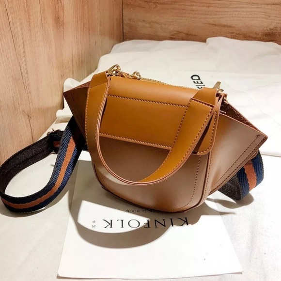 NEW REIMS Leather Shoulder Crossbody Wrist Purse - Picture 6 of 8